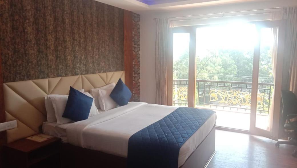 Valley View Resort Утакаманд Экстерьер фото