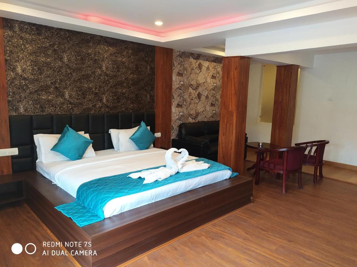 Valley View Resort Утакаманд Экстерьер фото