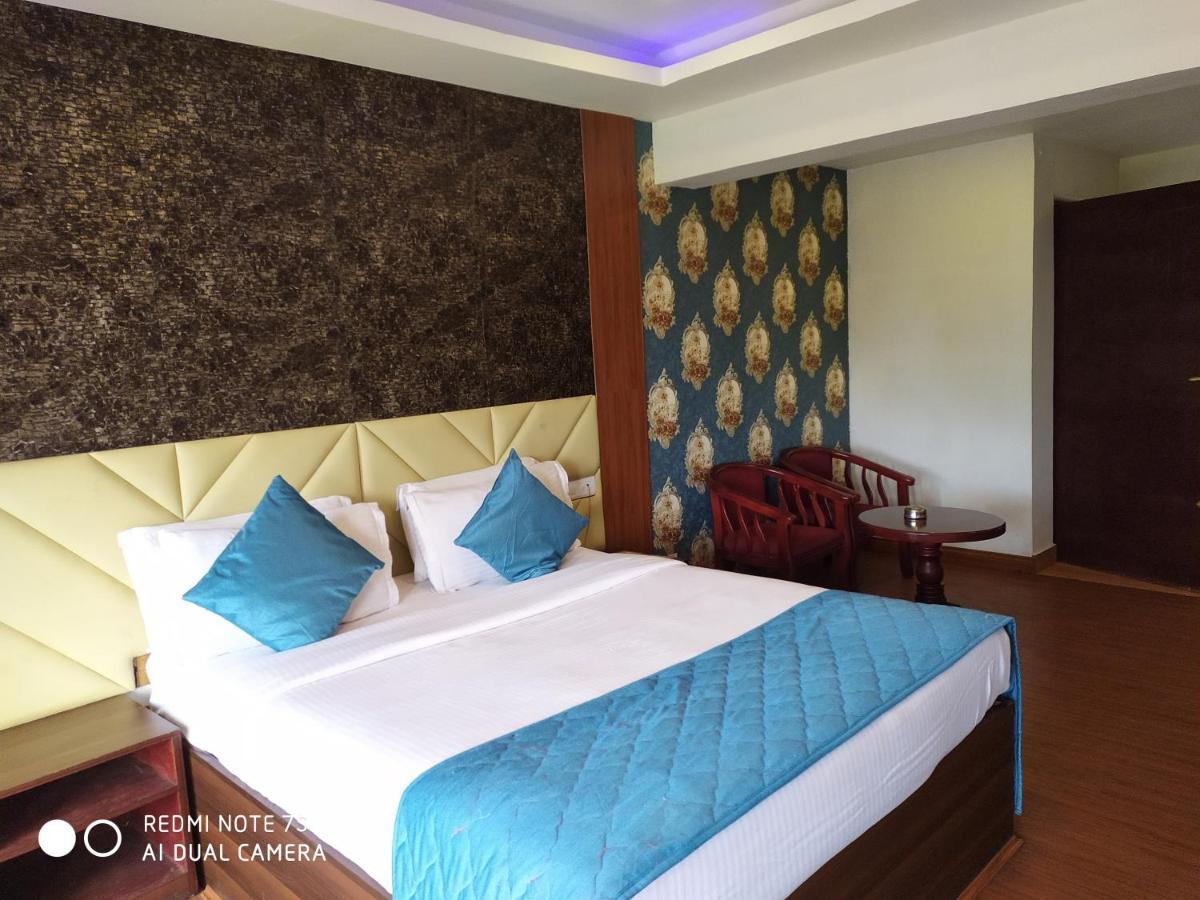 Valley View Resort Утакаманд Экстерьер фото
