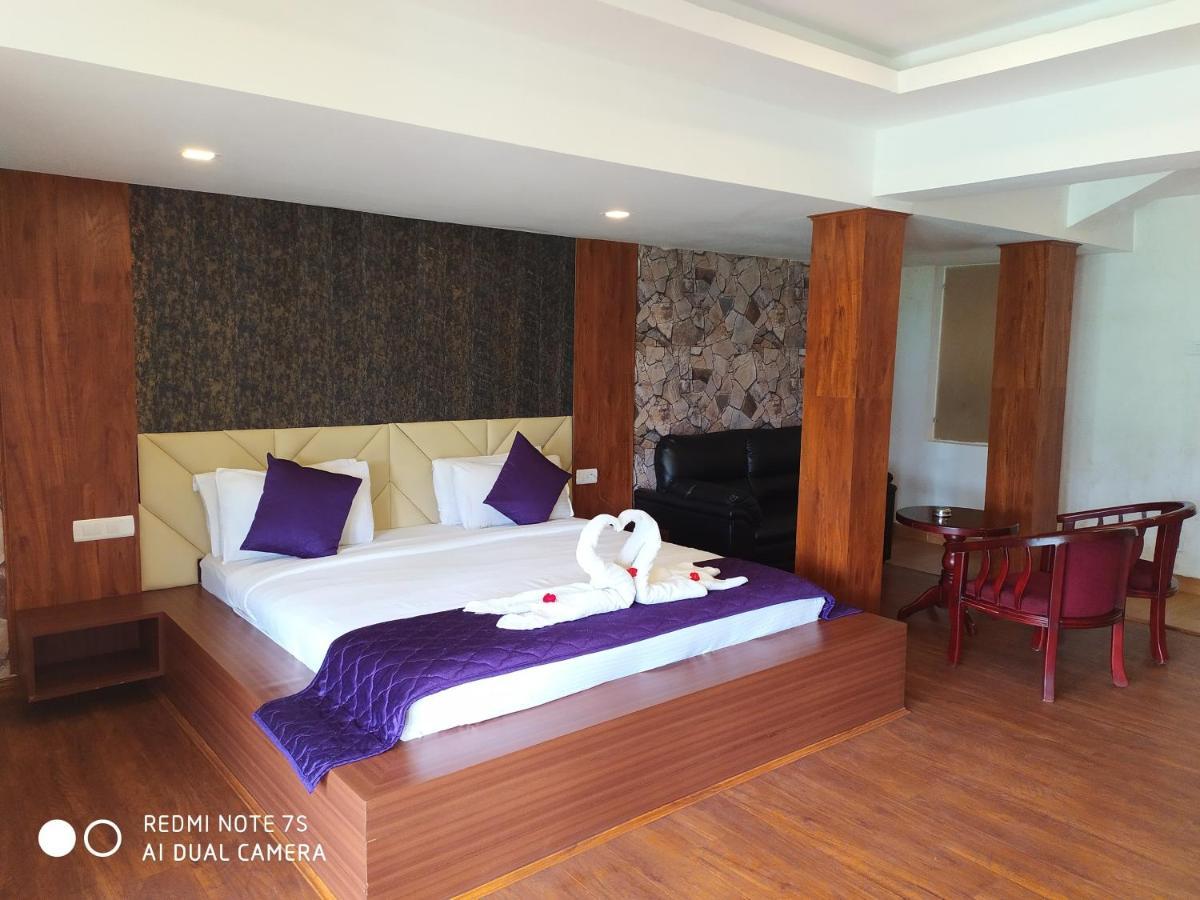 Valley View Resort Утакаманд Экстерьер фото